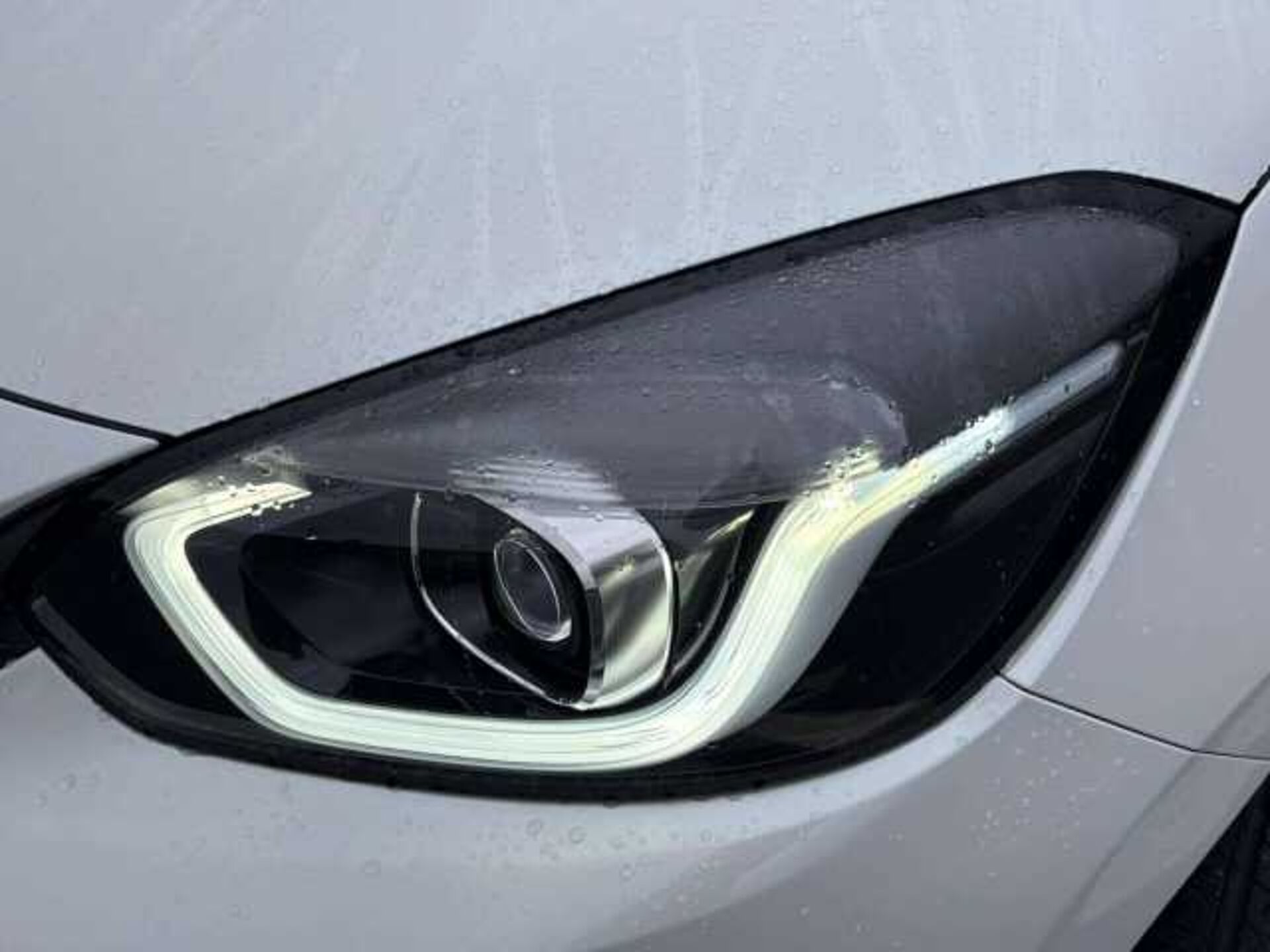 Honda Jazz 1.5 i-MMD Hybrid SE 5dr eCVT 